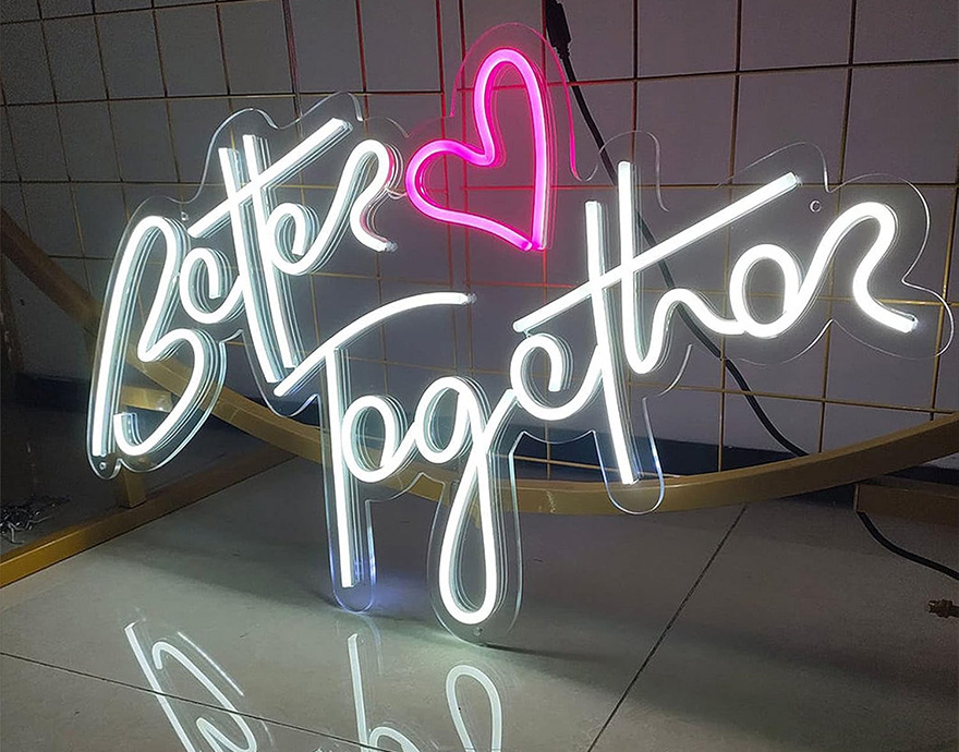 insegne-Neon-e-LED-publigenova-01