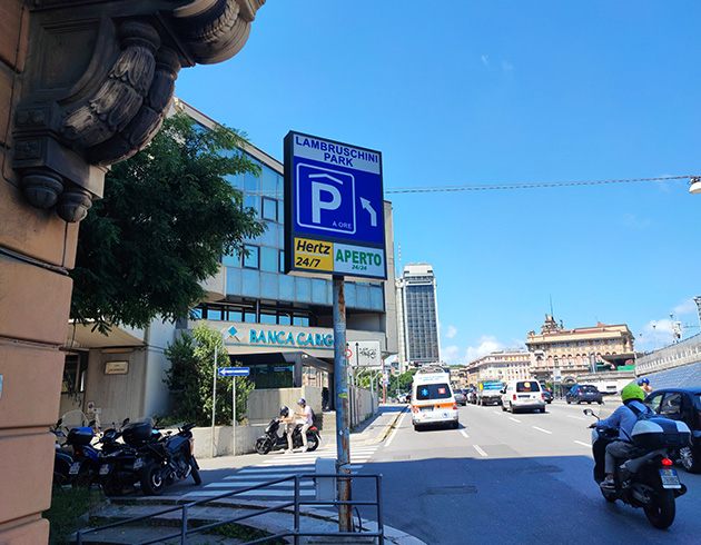 insegne-Segnaletica-Stradale-e-totem-publigenova-01